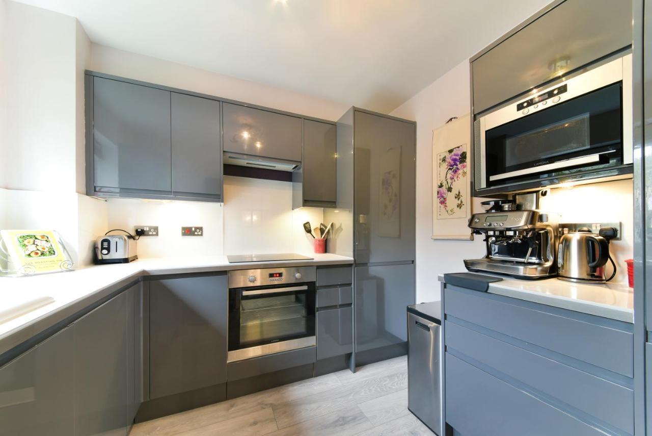 2 Bedroom Apartment Near Southfields 伦敦 外观 照片