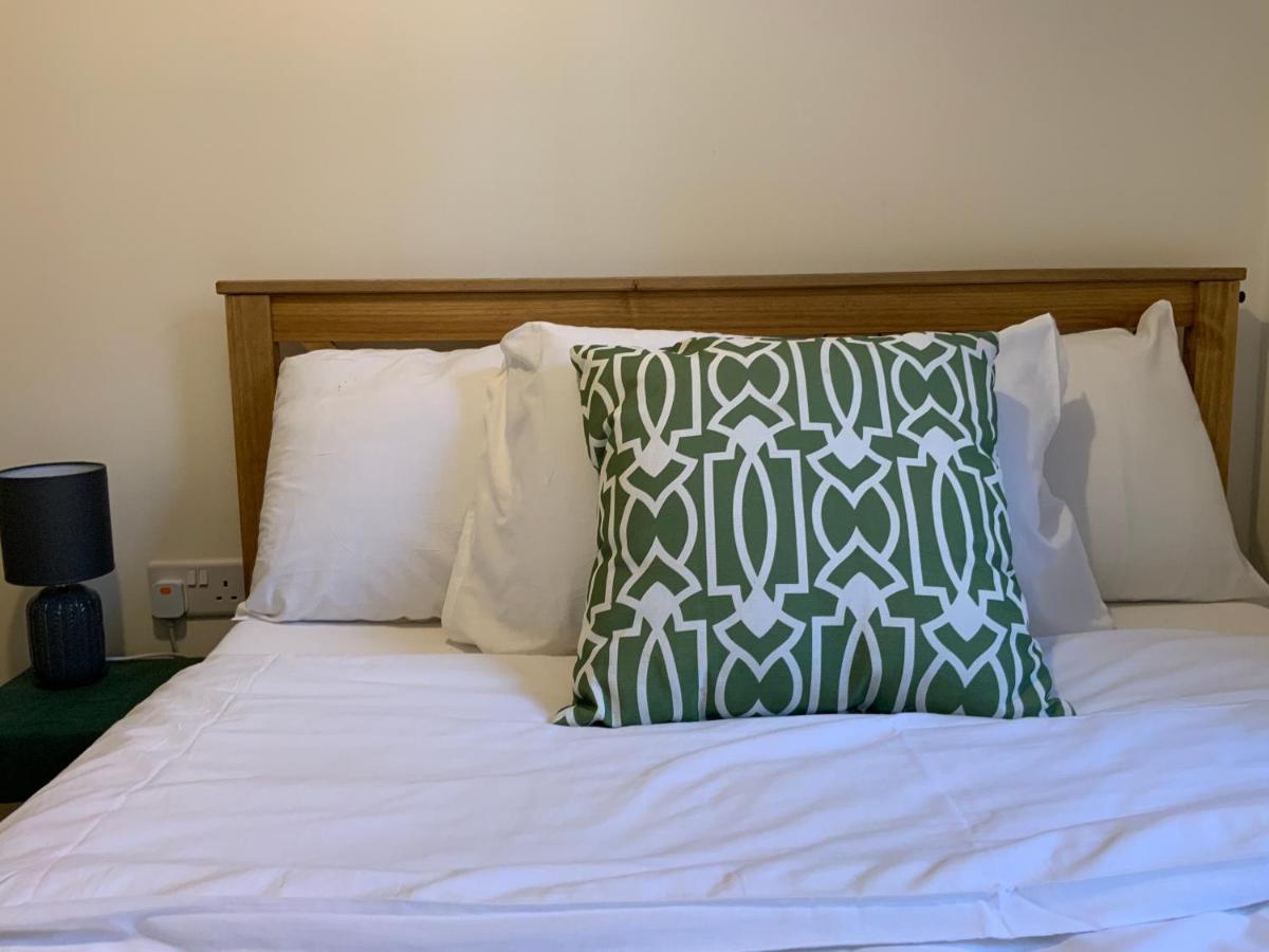 2 Bedroom Apartment Near Southfields 伦敦 外观 照片