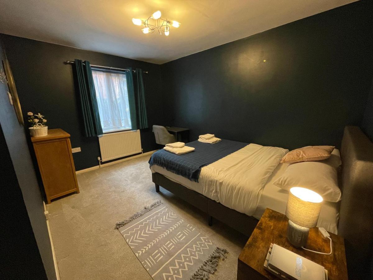 2 Bedroom Apartment Near Southfields 伦敦 外观 照片